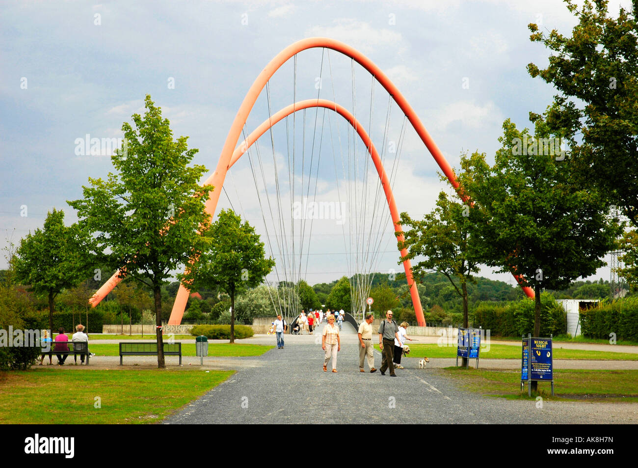 Arco trasversale bridge / Gelsenkirchen Foto Stock