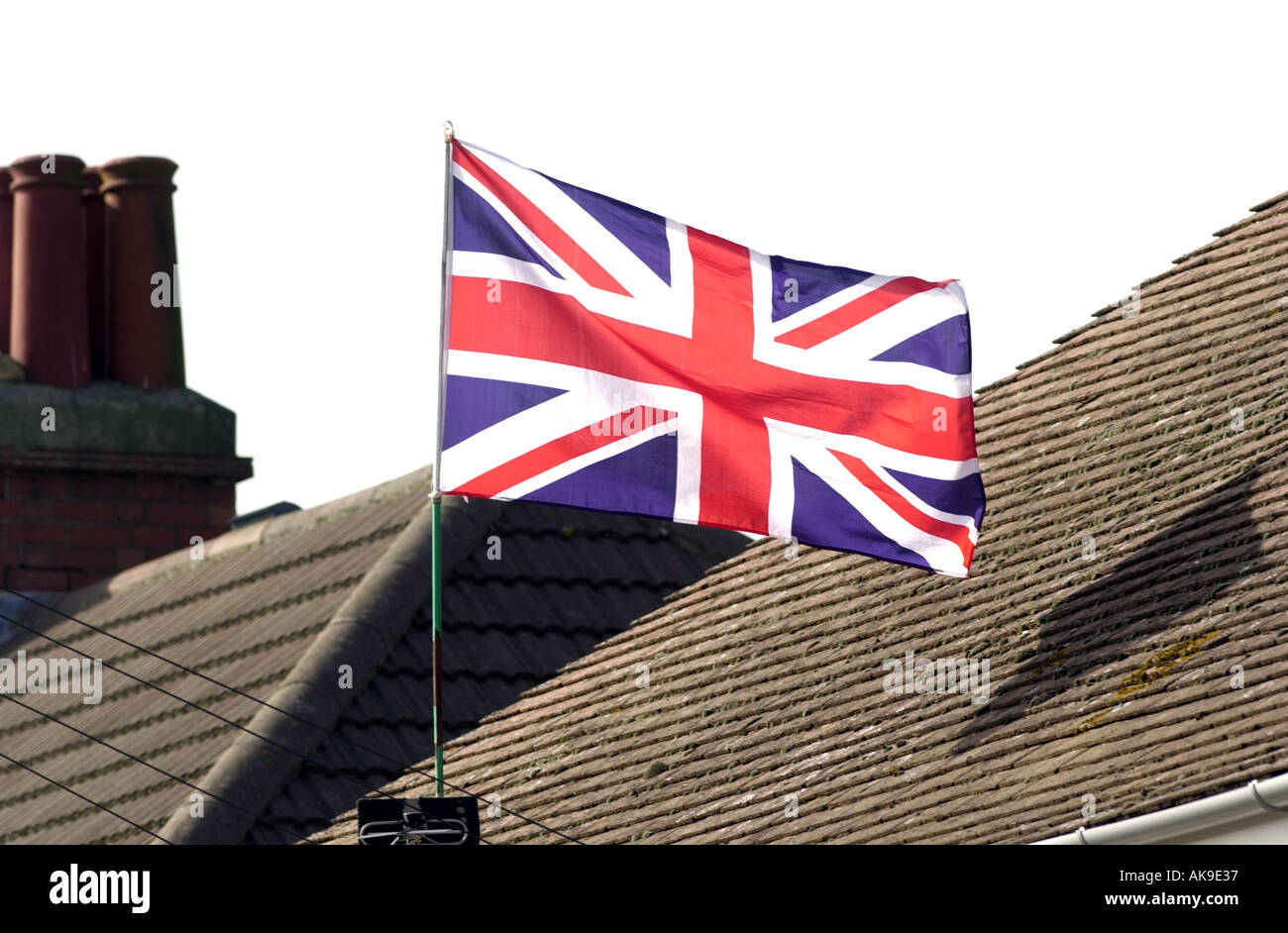 Unione europea sventola sopra un house REGNO UNITO Foto Stock