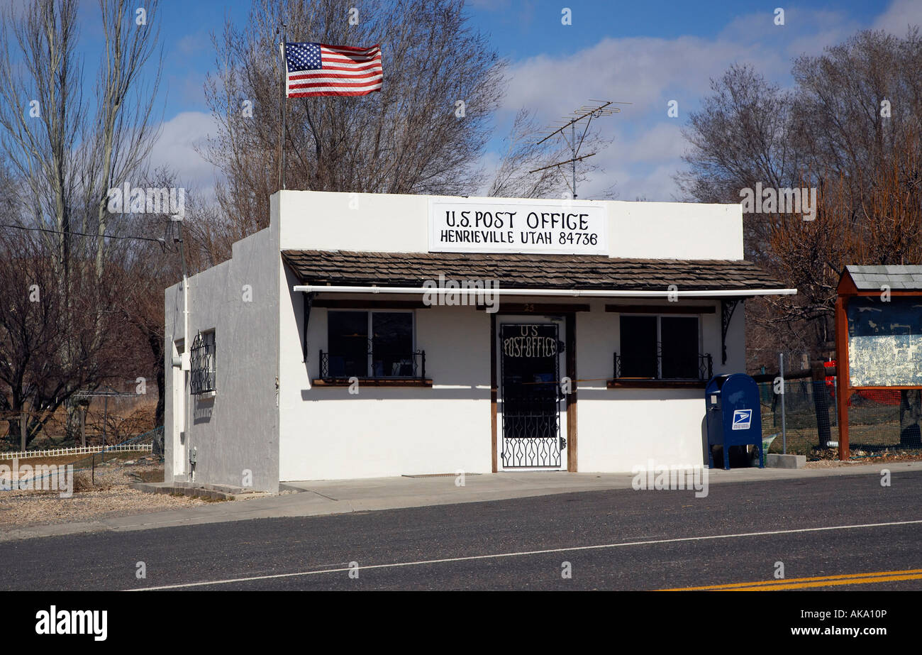 Il Post Office Henrieville Highway 12 Southern Utah USA Scalone Escalante monumento nazionale Foto Stock