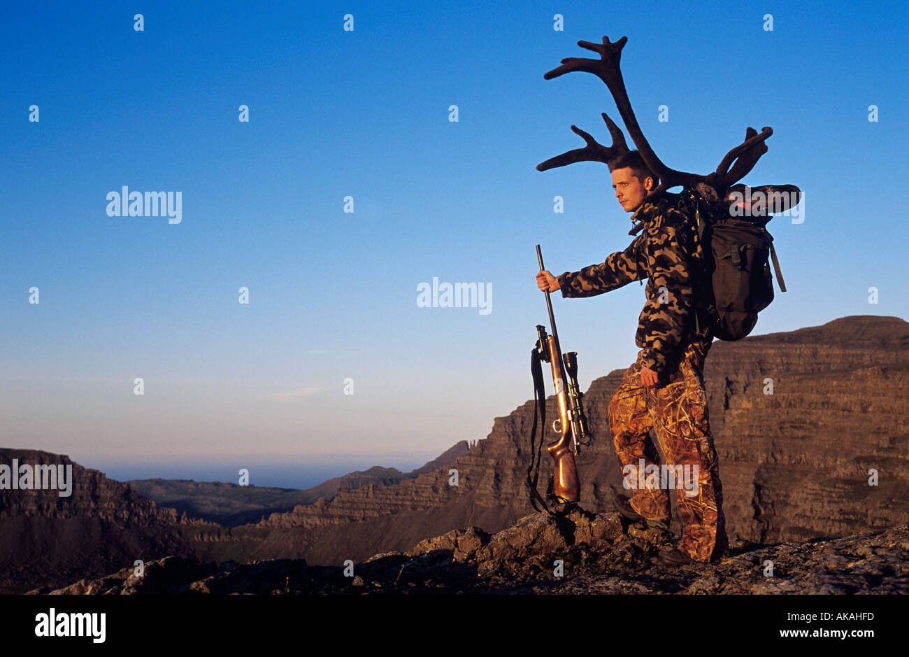 Cacciatore con le renne trophy Islanda Foto Stock
