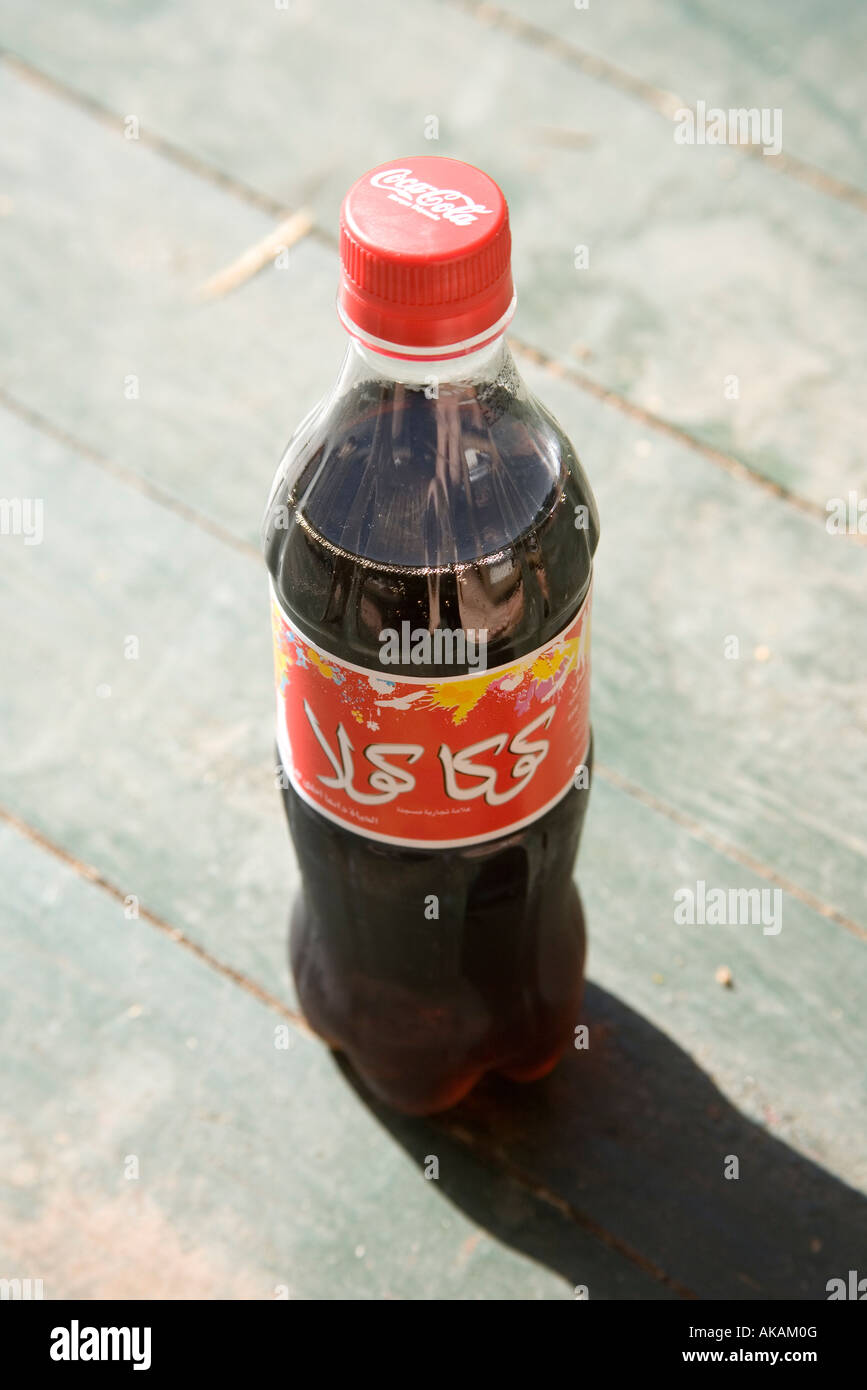 Bottiglia del marocchino coca cola, Marocco, Africa. Foto Stock