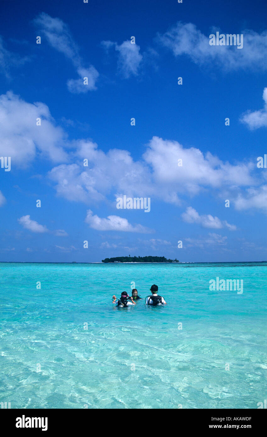 Imparare a immersioni Maldive Oceano Indiano Foto Stock