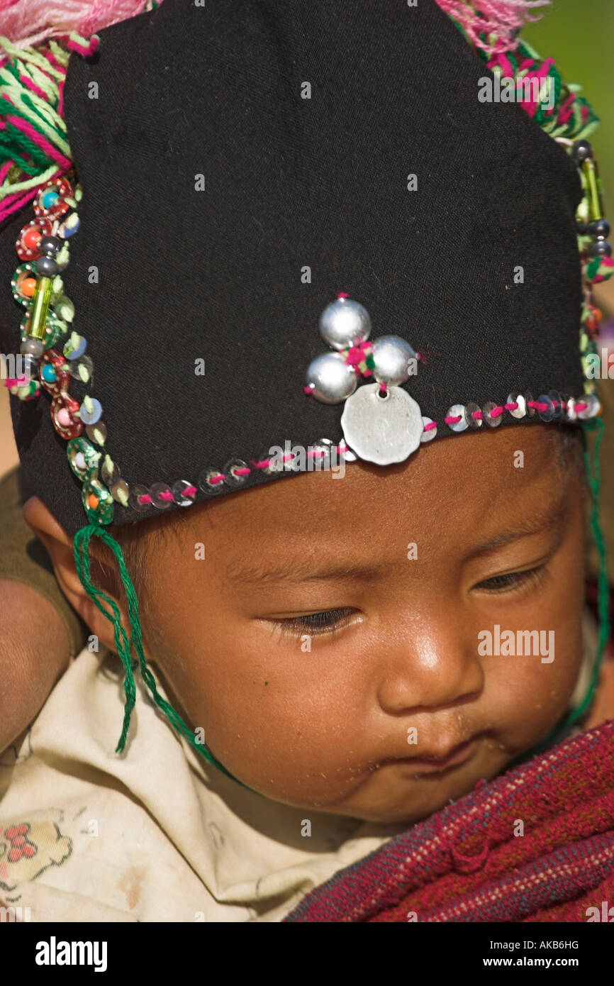 Myanmar, stato Shan, Kengtung (Kyaing Tong), Ann Village, Ann baby Foto Stock