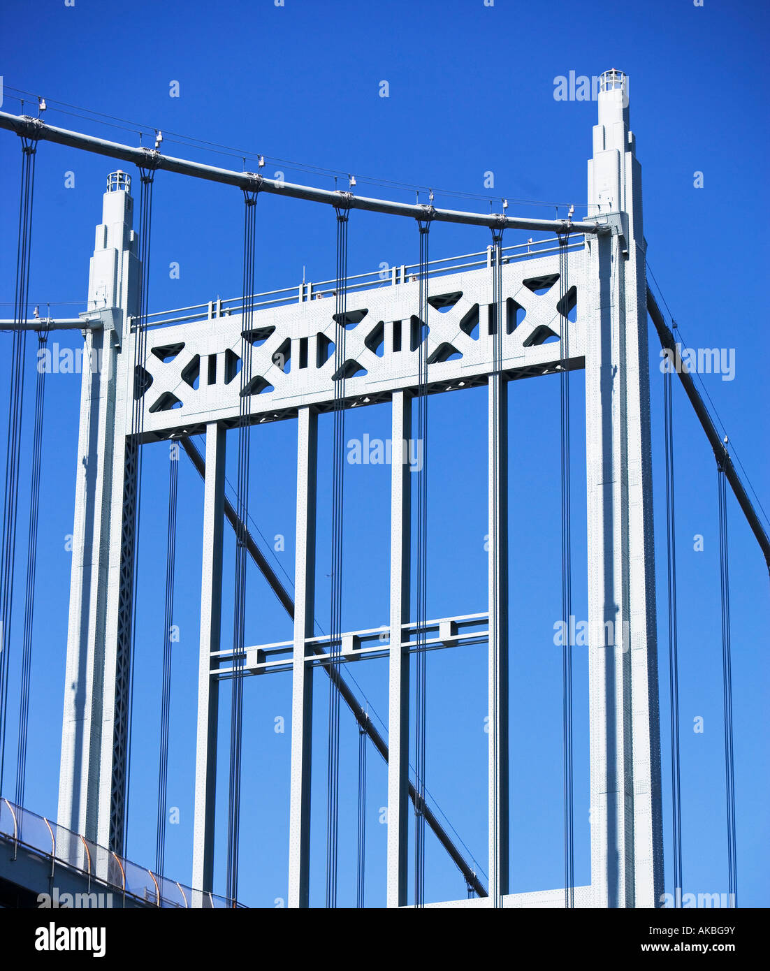 Ponte e ponte di sospensione, architettura, infrastruttura, cavi, trasporto, alto, Triboro Bridge, NEW YORK CITY Foto Stock