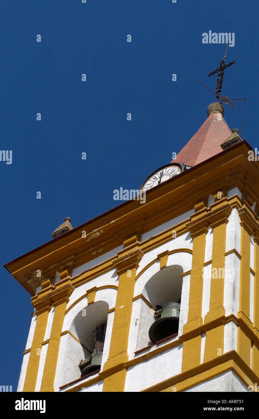 Torre campanaria presso la chiesa locale a Teba (Teba la Vieja) Andalusia Foto Stock