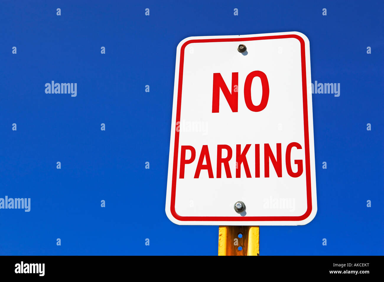 Insegne, cartelli stradali, traffico, comunicazioni, simboli, indicazioni, trasporto, oggetti, informazioni, all'aperto, consulenza, segno Foto Stock