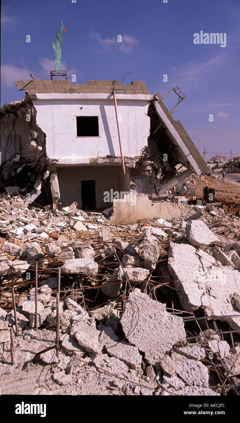 Un edificio bombardato in Palestina Foto Stock