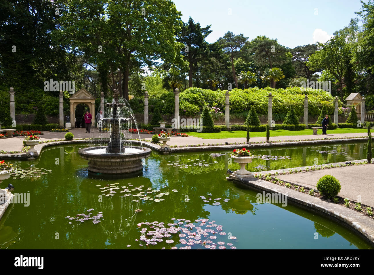 Il giardino italiano, Compton Acres, Poole, Dorset, Inghilterra Foto Stock