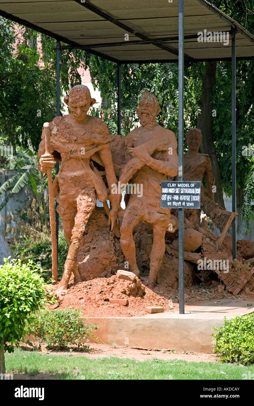 Il modello in creta che rappresenta il Mahatma Gandhi leader del Dandi marzo su 1930. Nazionale Museo Gandhi. Raj Ghat. New Delhi. India Foto Stock