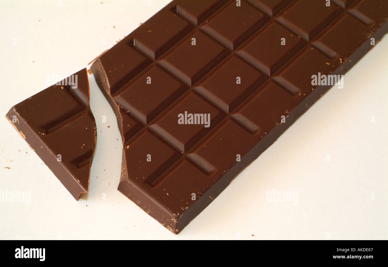 Barra di cioccolato con l'angolo rotto Foto Stock
