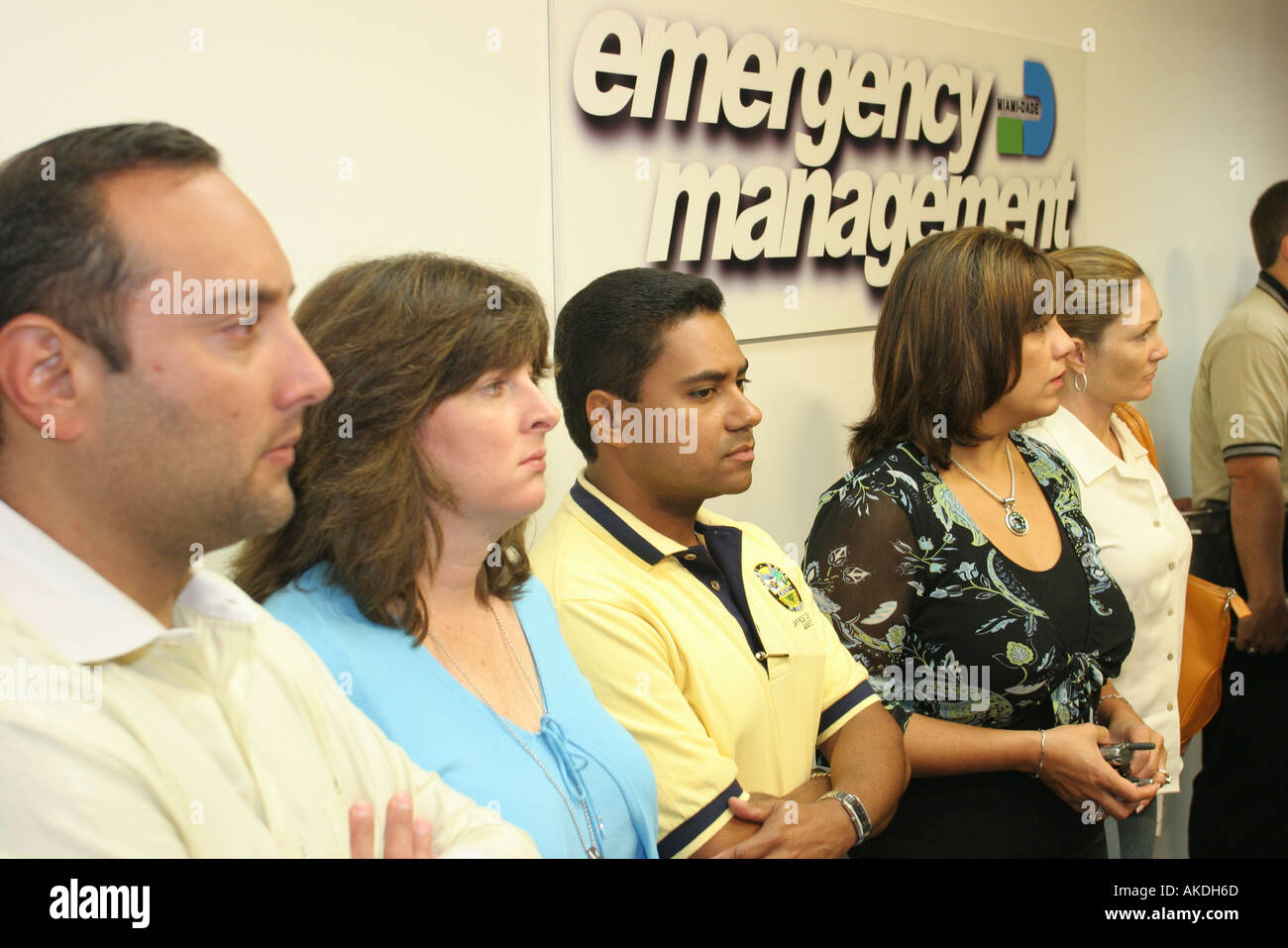 Miami Florida, Miami Dade County Emergency Operations Center, centro, durante il tempo, uragano, sindaco Carlos Alvarez, personale, visita turistica Foto Stock