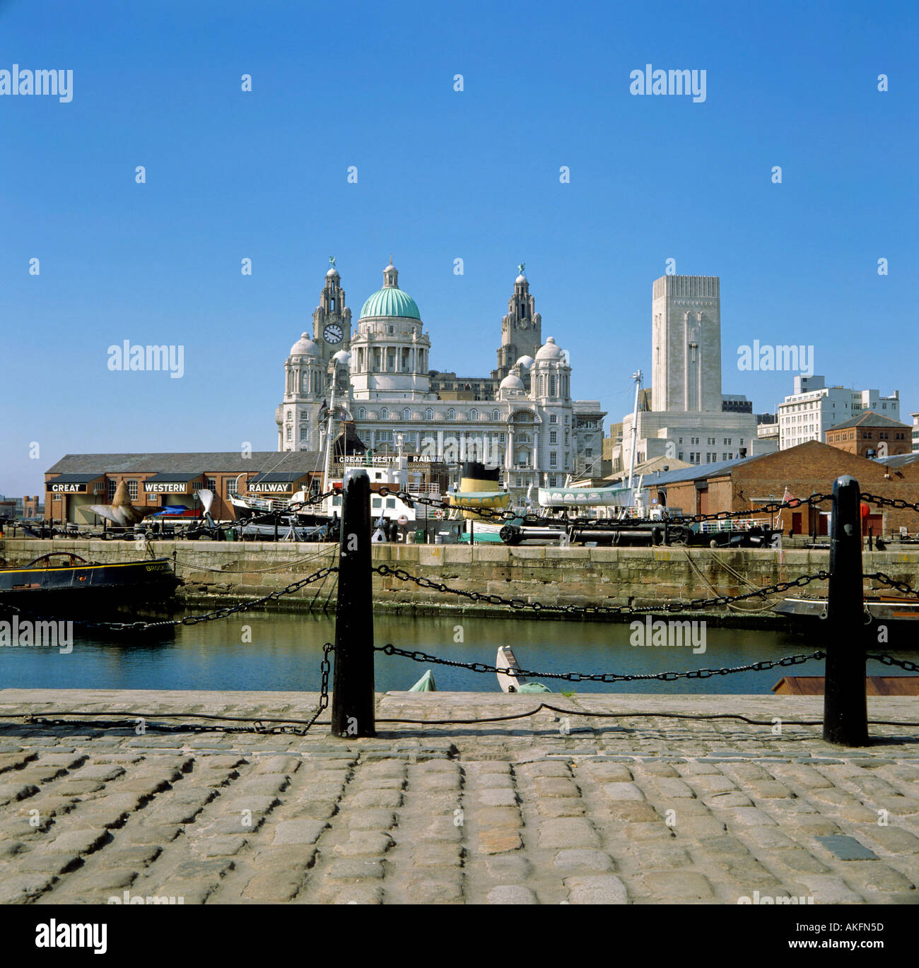 E Merseyside Maritime museum pier testa zona quartiere di merseyside città di Liverpool England gran bretagna Foto Stock