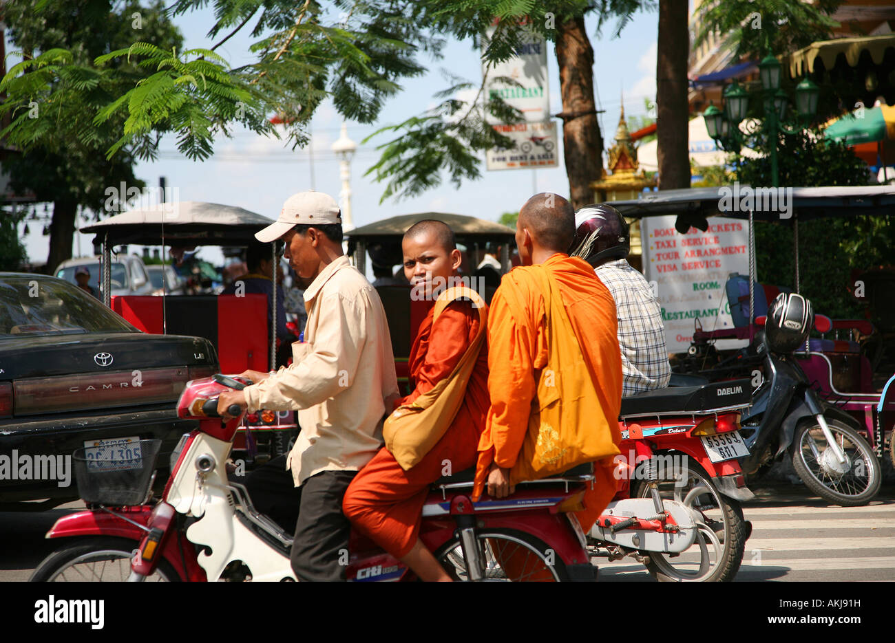 I monaci buddisti Grand Palace Phnom Penh Cambogia Foto Stock