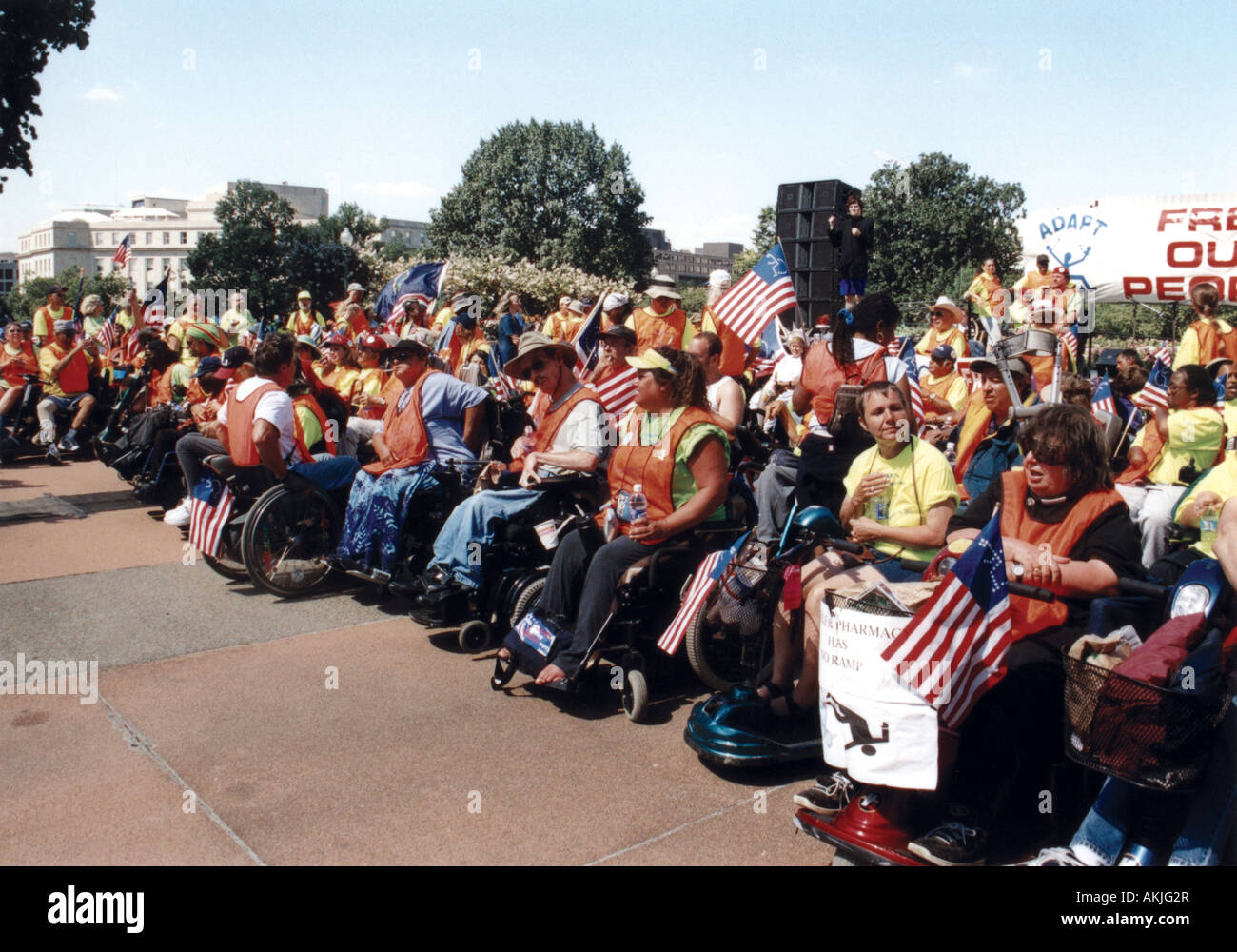 La folla di persone con disabilità si prepara a marzo su Washington, D.C. a difendere i diritti civili delle persone con disabilità Foto Stock