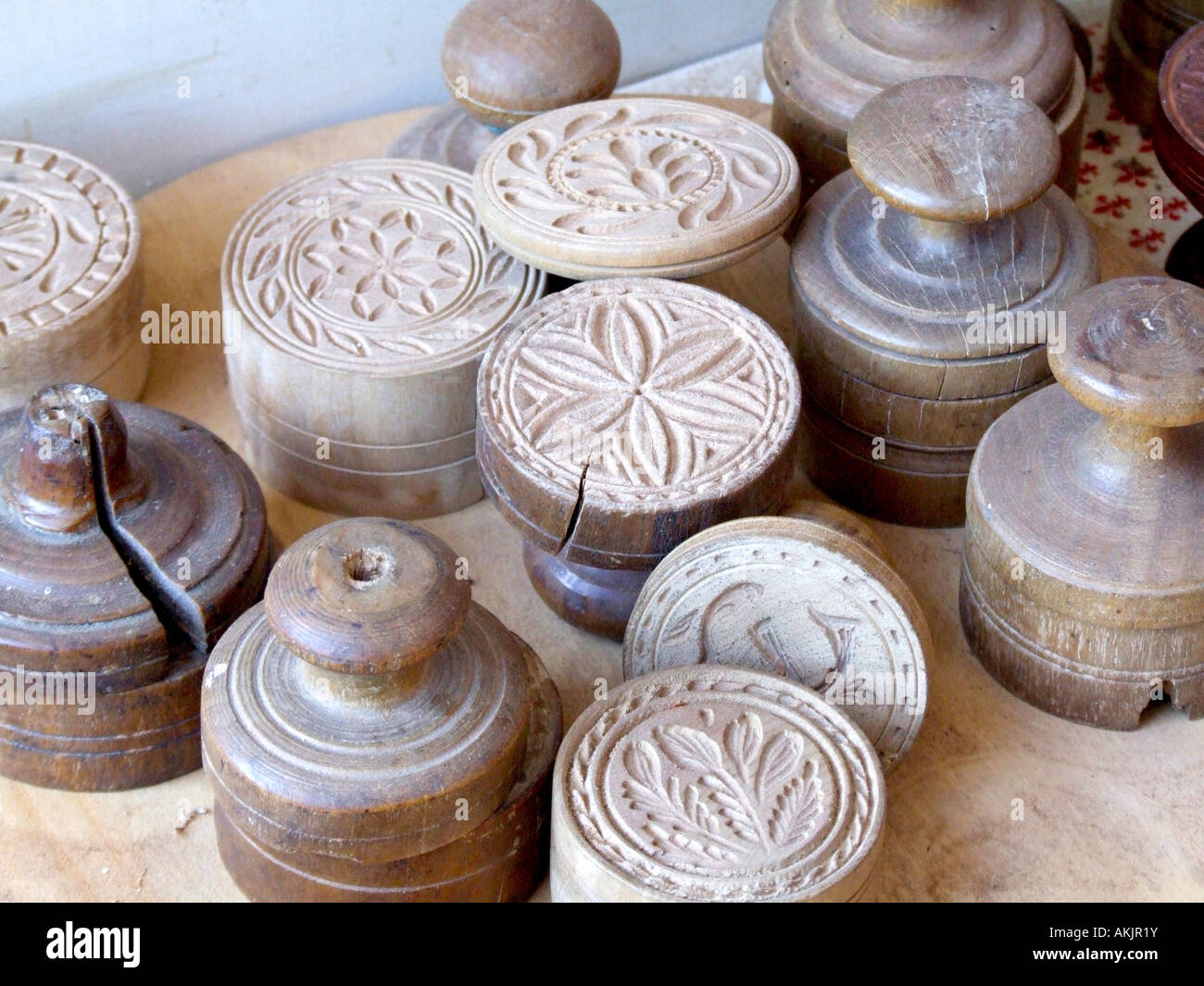 Piccoli stampi di legno per fare la pasta Croxetti, Varese Ligure, Liguria, Italia Foto Stock