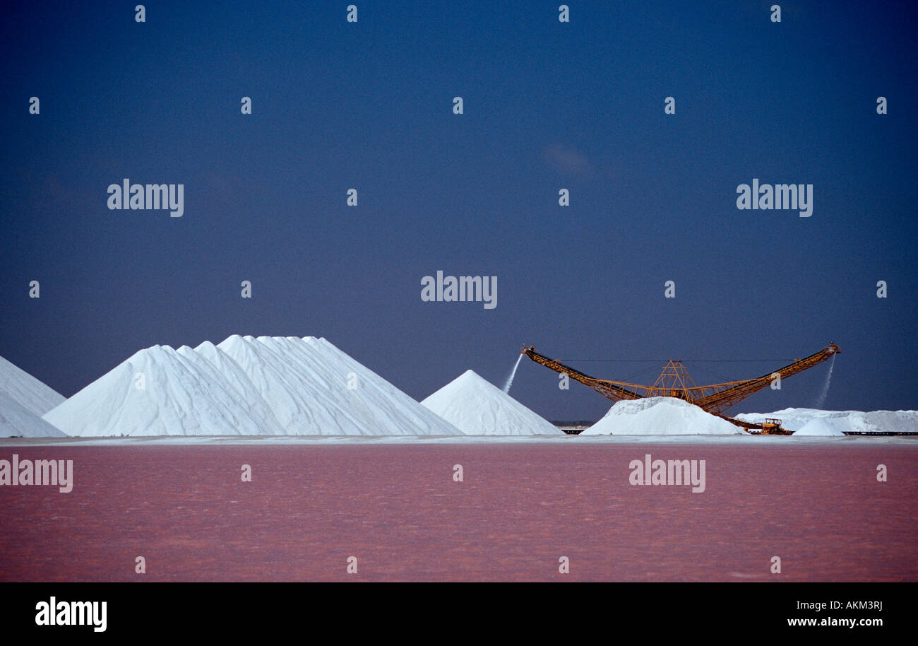 Per la produzione di sale Akzo Nobel Antille Olandesi Bonaire Mar dei Caraibi Foto Stock