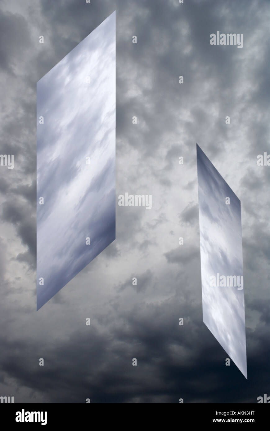 Immagini speculari nel cielo Foto Stock