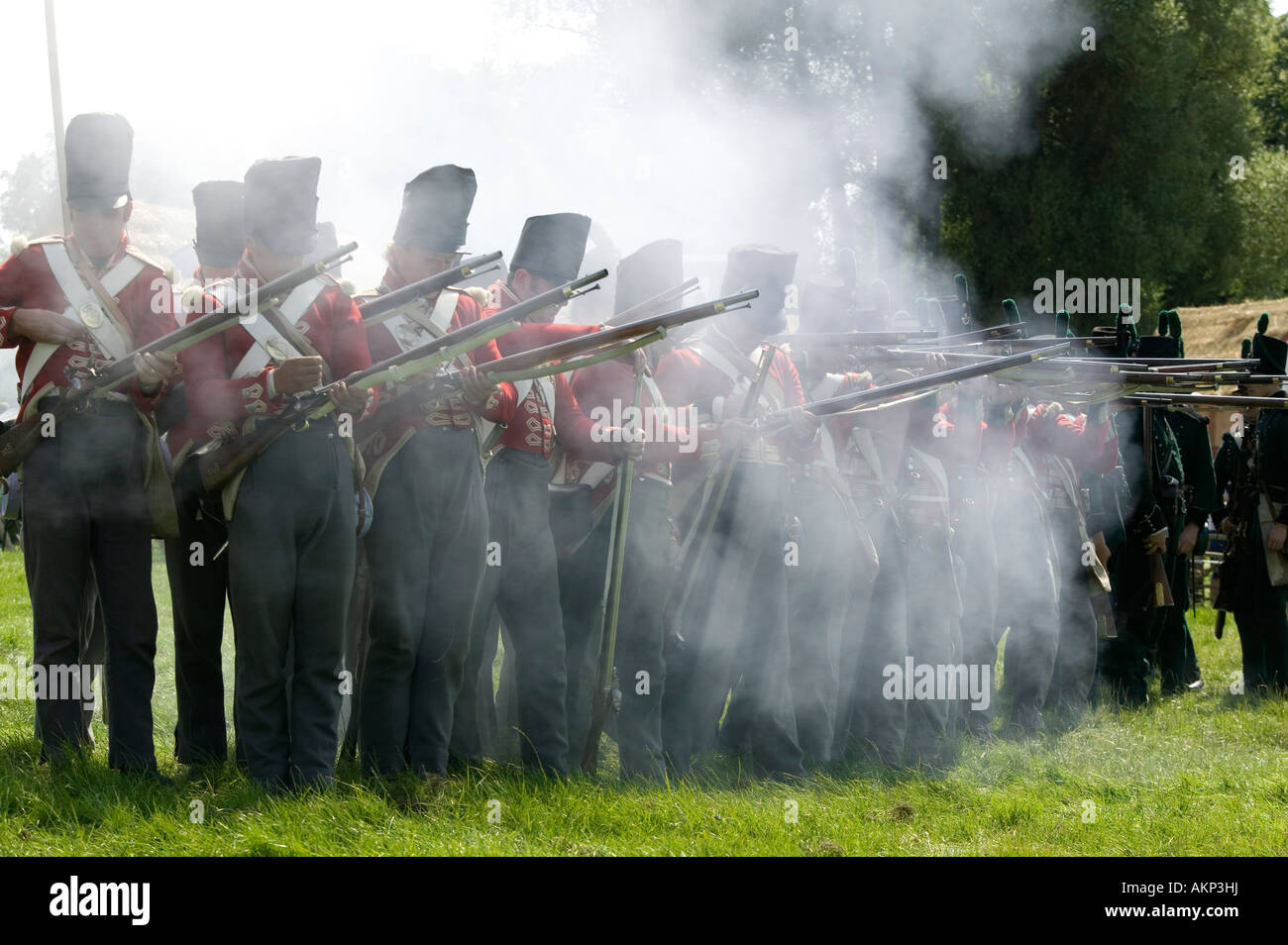 Età napoleonica truppe reggimento britannico della linea 1815 cottura in reanactment Battle Regno Unito 2007 Foto Stock