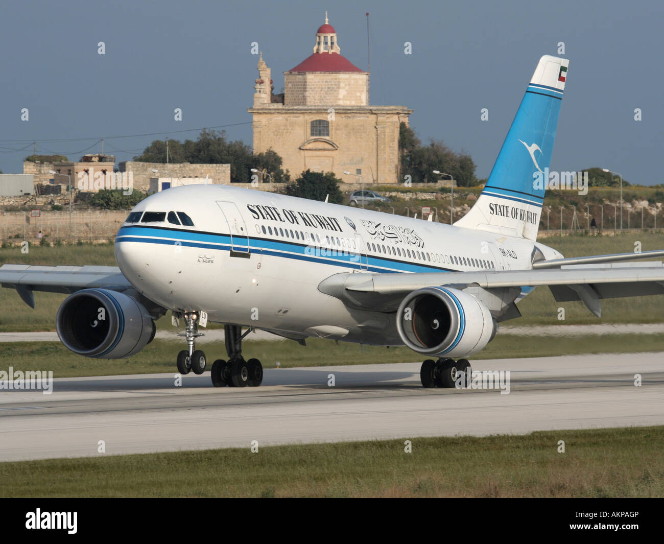 Governo del Kuwait Airbus A310 VIP jet transport velivolo atterrato a Malta Foto Stock