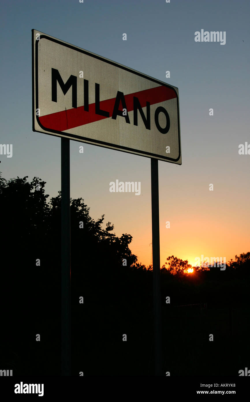 Indicazione della fine del consiglio comunale di Milano - Italia Foto Stock