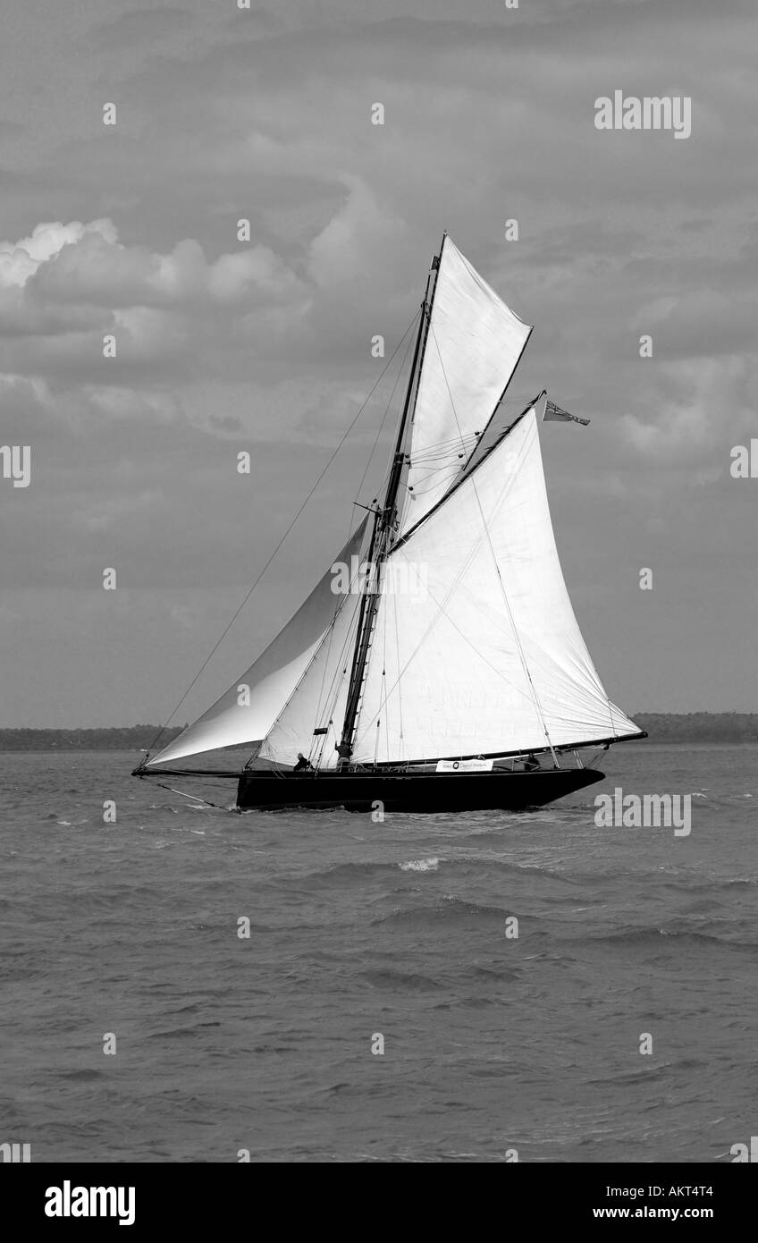 Fresa pilota Yacht, Cowes Week, Classica Vela, Cowes, Isle of Wight, England, Regno Unito, GB. Foto Stock