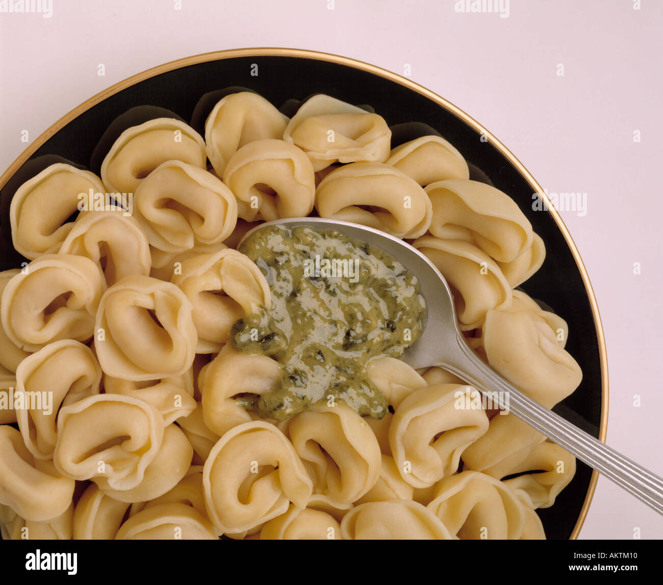 Ricetta Tortellini - Cucchiaio d'Argento