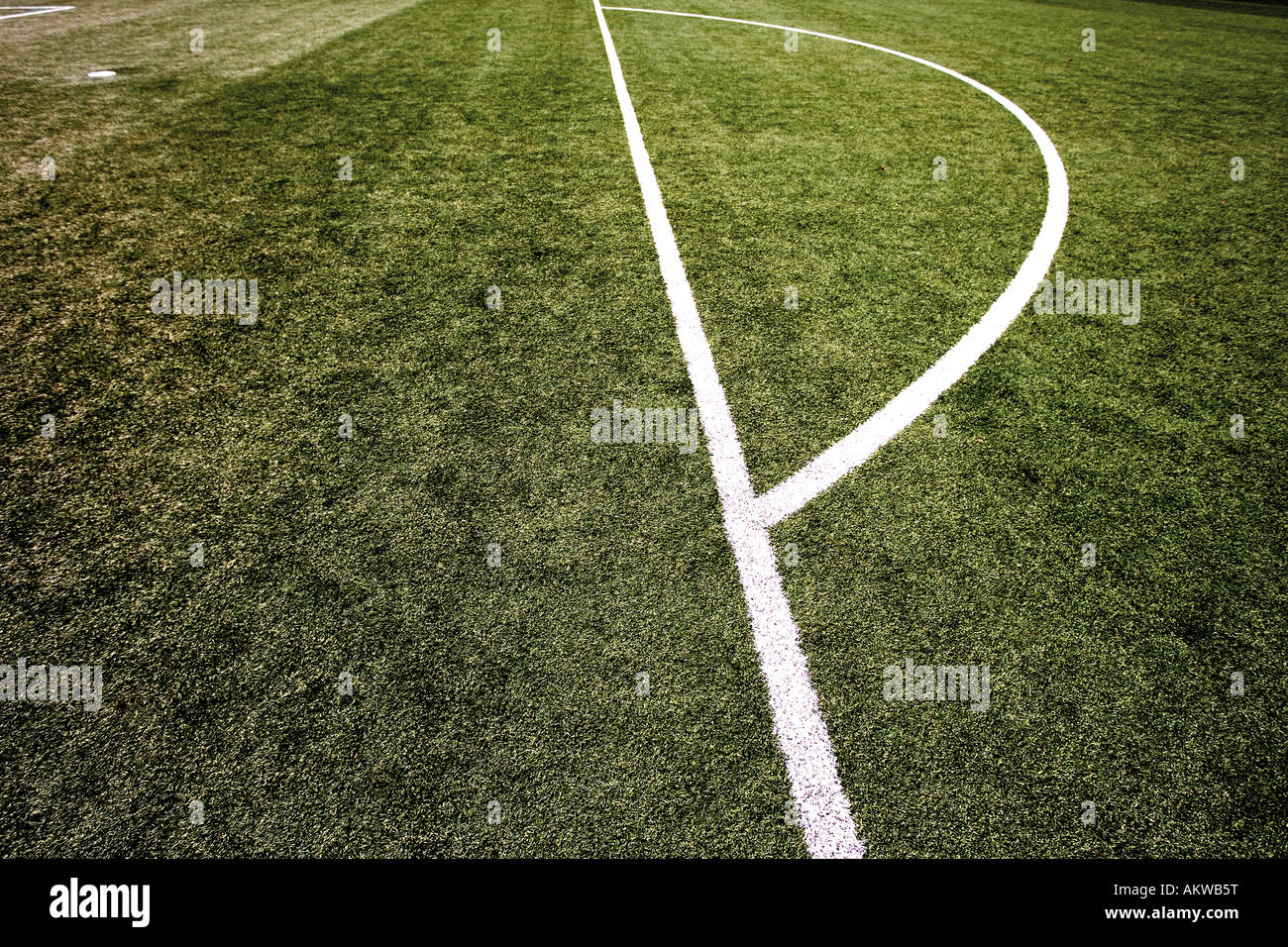 Area di Rigore la marcatura sul campo di calcio Foto Stock