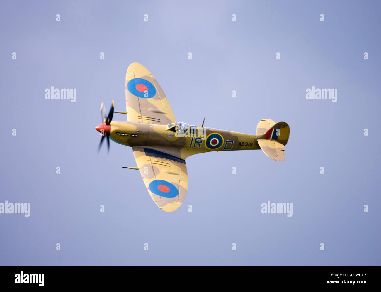 Spitfire degli aerei da caccia a Rougham airshow di agosto 2006 nel Suffolk, Regno Unito Foto Stock