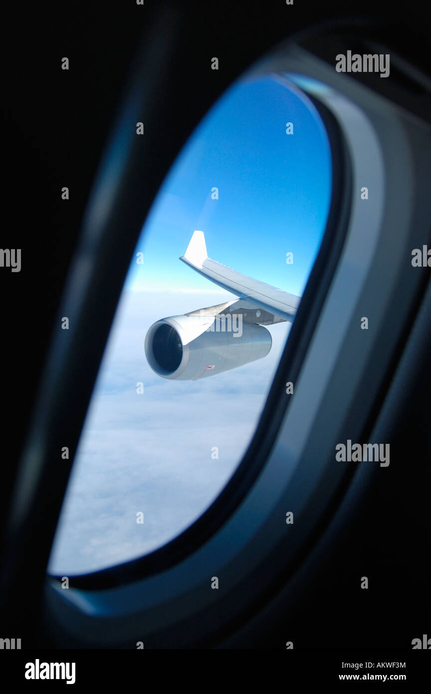 Vista della finestra della cabina dalla prima Classe, in volo (Lufthansa German Airlines), Airbus A343 Foto Stock