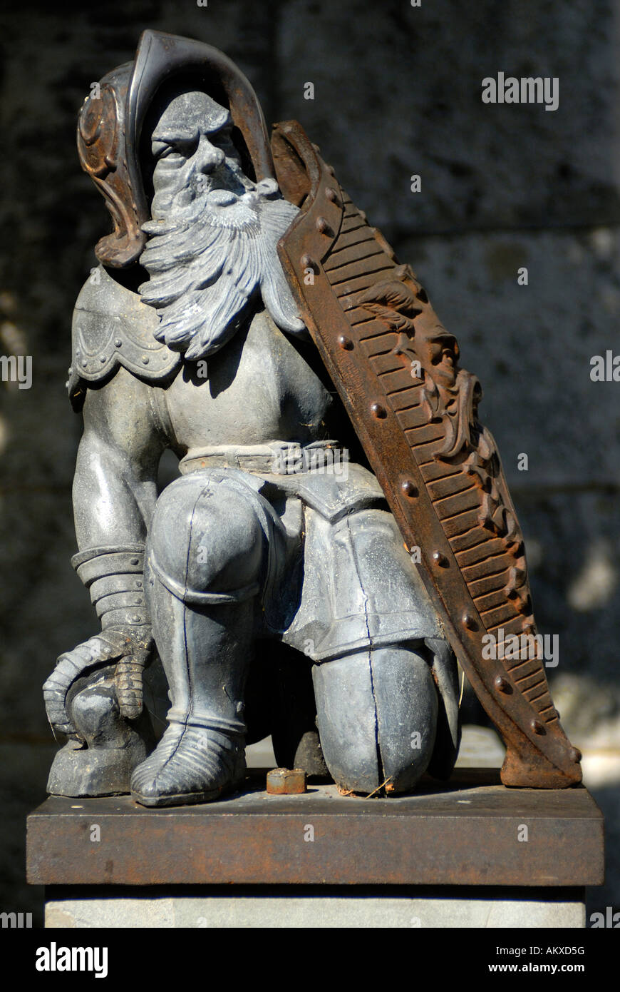 Per Sigmaringen Castle - una scultura da un cavaliere - Baden-Wuerttemberg, Germania, Europa. Foto Stock