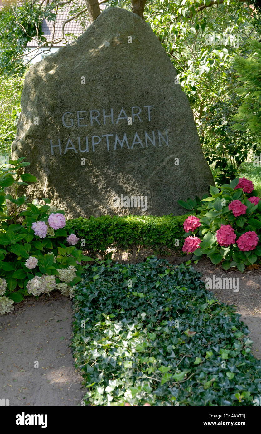 Tomba di autore tedesco GERHART HAUPTMANN, Hiddensse, Meclemburgo-Pomerania, Germania Foto Stock