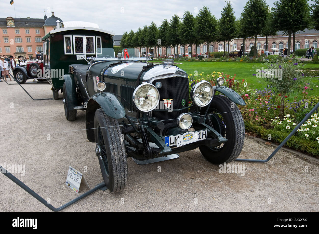 Bentley da 8 litri (1931) con Eccles-Camper, GB 1928, vintage car meeting, Schwetzingen, Baden-Wuerttemberg, Germania Foto Stock