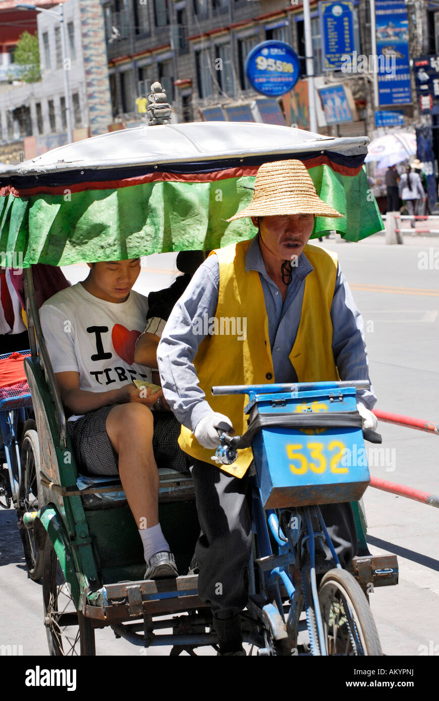 In rickshaw, Lhasa, in Tibet Foto Stock