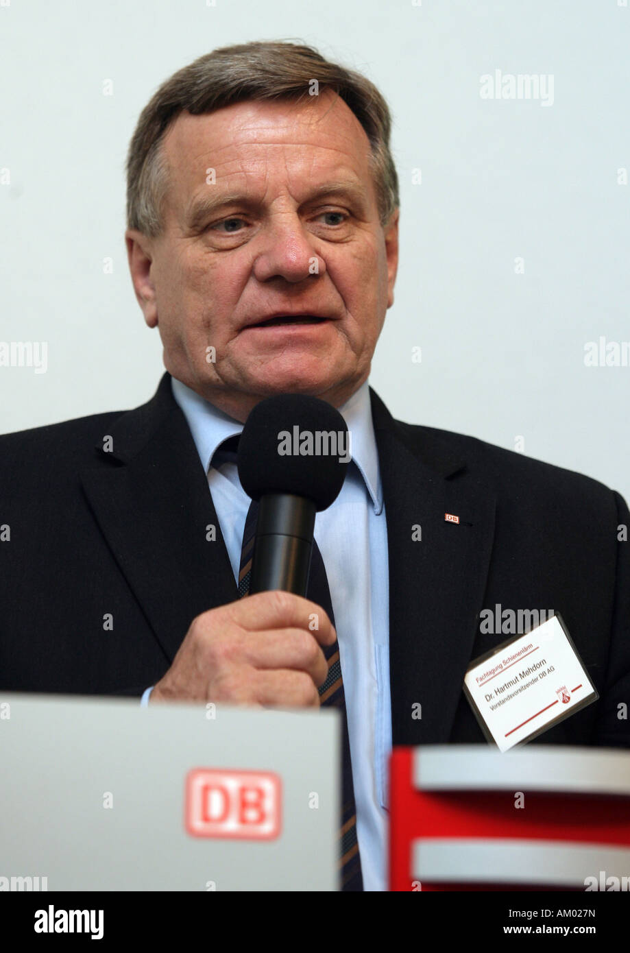 Hartmut Mehdorn, presidente del consiglio di amministrazione delle ferrovie tedesche, Germania Foto Stock