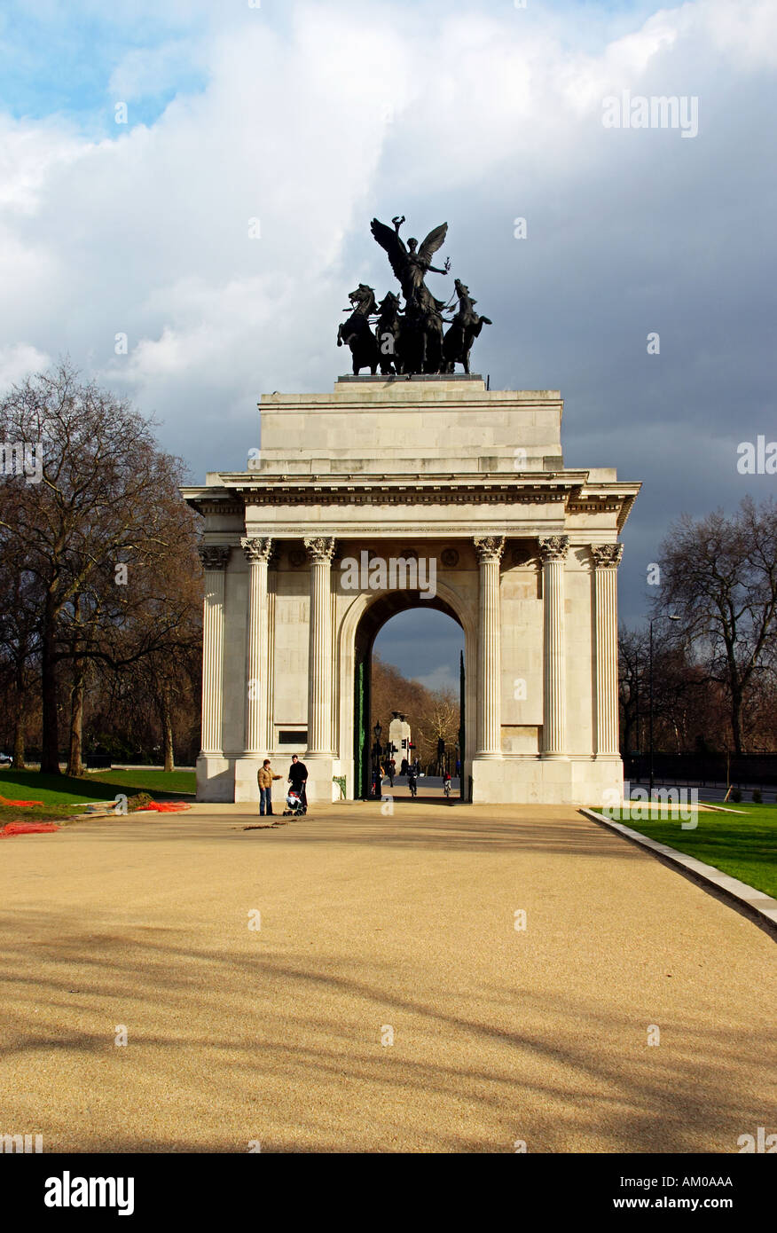 Wellington Arch a Hdye Park Corner a Londra England Regno Unito Regno Unito Regno Unito Foto Stock