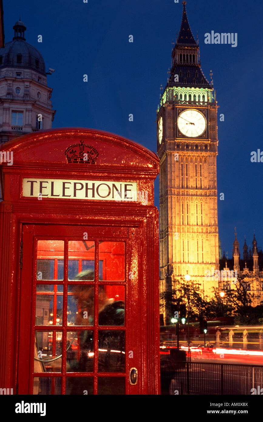 Telefono rosso scatola con il Big Ben, London, Regno Unito Foto Stock