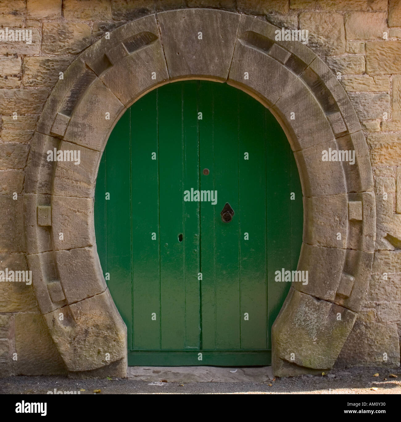 La porta alla Vecchia Fucina a Ford Foto Stock