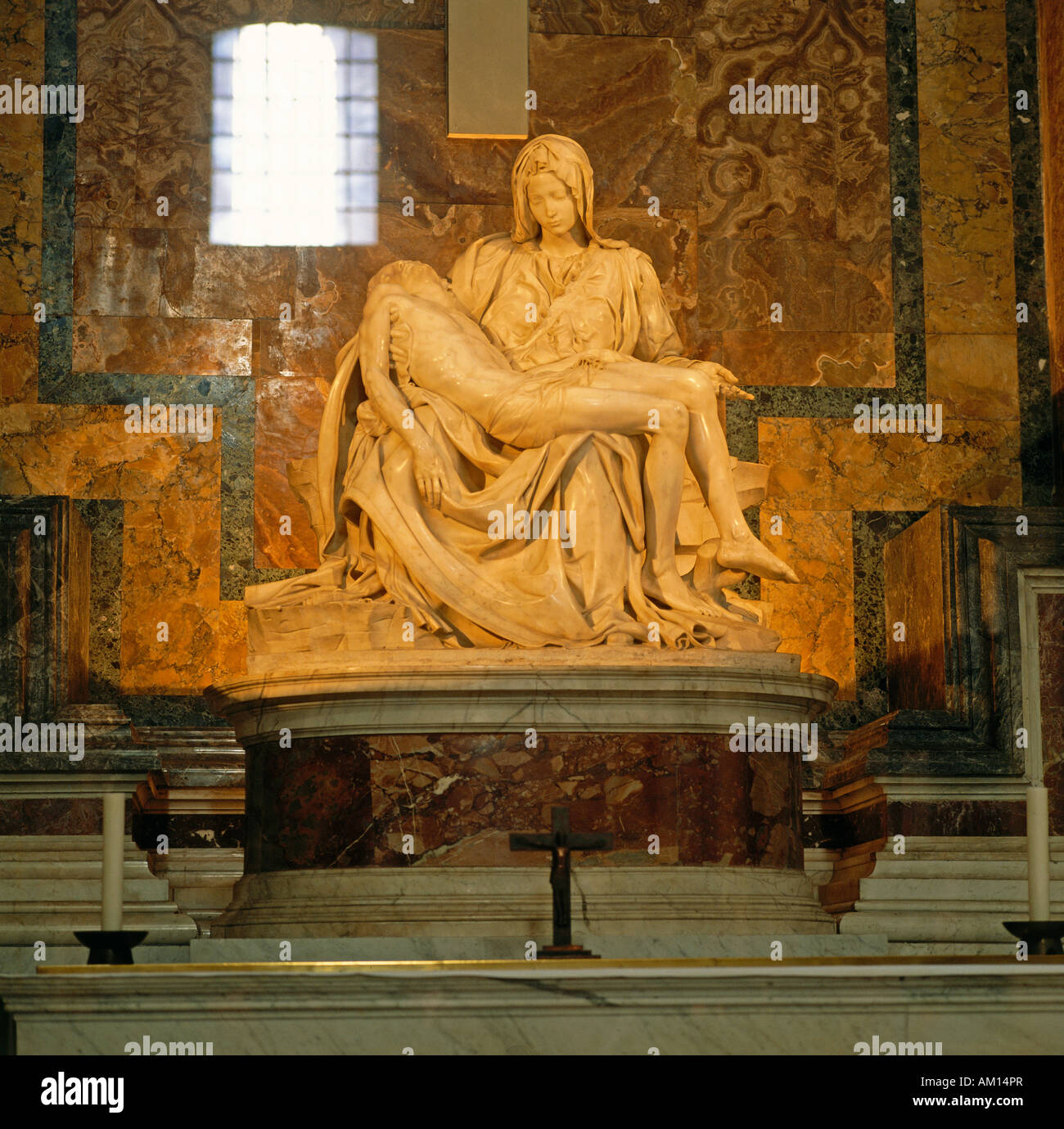 Pietà di Michelangelo, la Basilica di San Pietro Roma Vaticano Foto Stock
