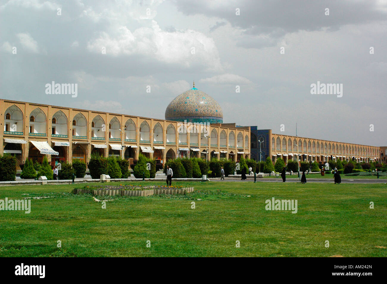 La cupola dello Sceicco Lotfollah mosque a Naqsh i JAHAN Piazza ESFAHAN Iran Foto Stock
