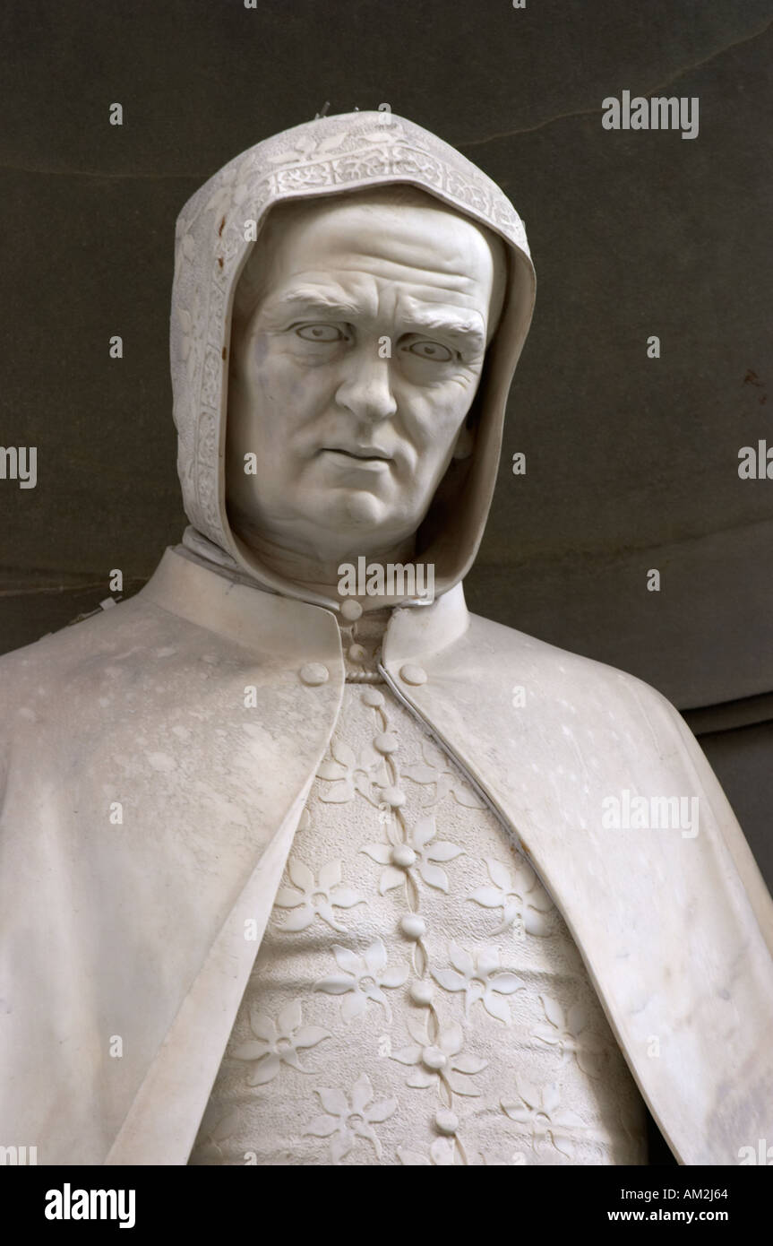 Xix secolo statua di Giovanni Duprè) di Giotto presso la Galleria degli Uffizi Firenze Italia Foto Stock