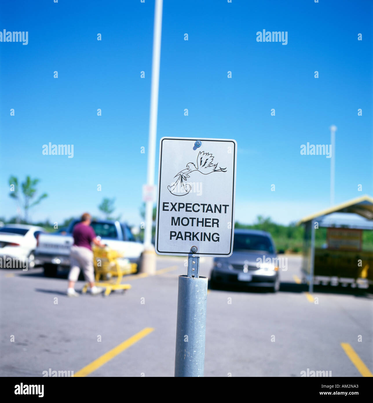 Madre in attesa Parcheggio sign in Fort Erie Ontario Canada Foto Stock