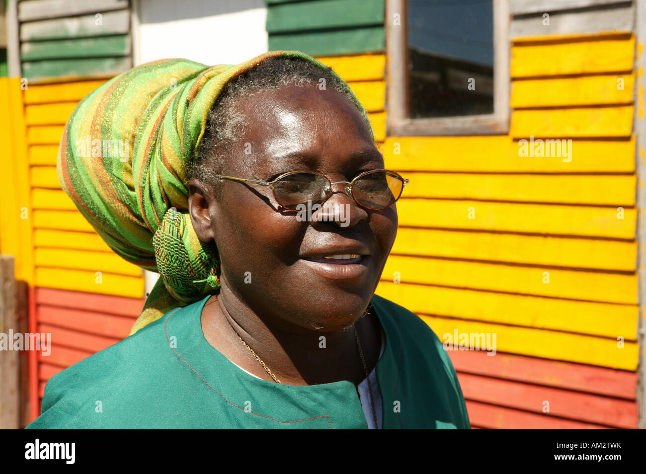 Presidentessa del Rastafari Marcus Garvey comunità, Cape Town, Sud Africa Foto Stock