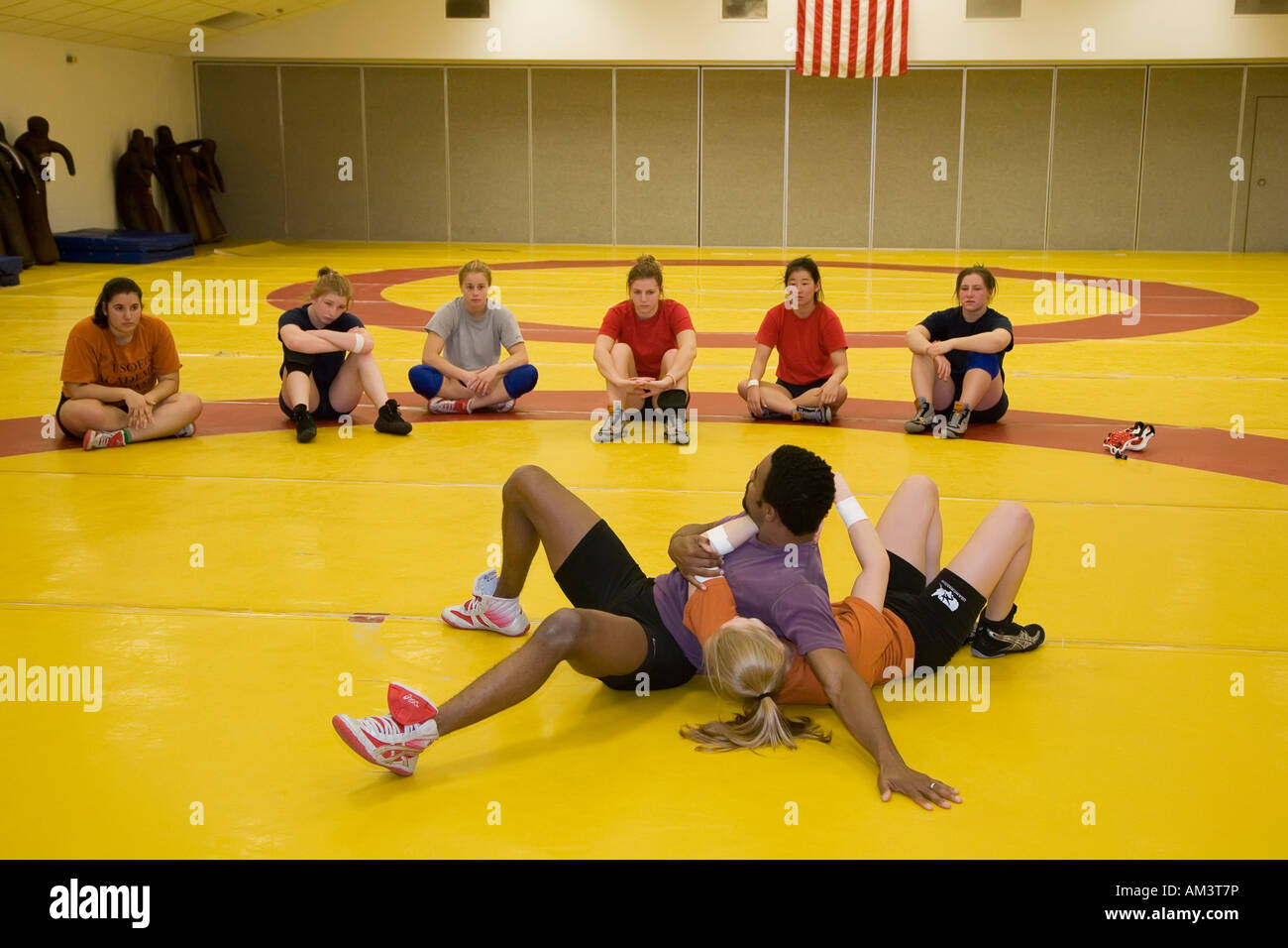 Donne lottatori di freestyle il treno per le Olimpiadi a noi Olympic Education Centre Foto Stock