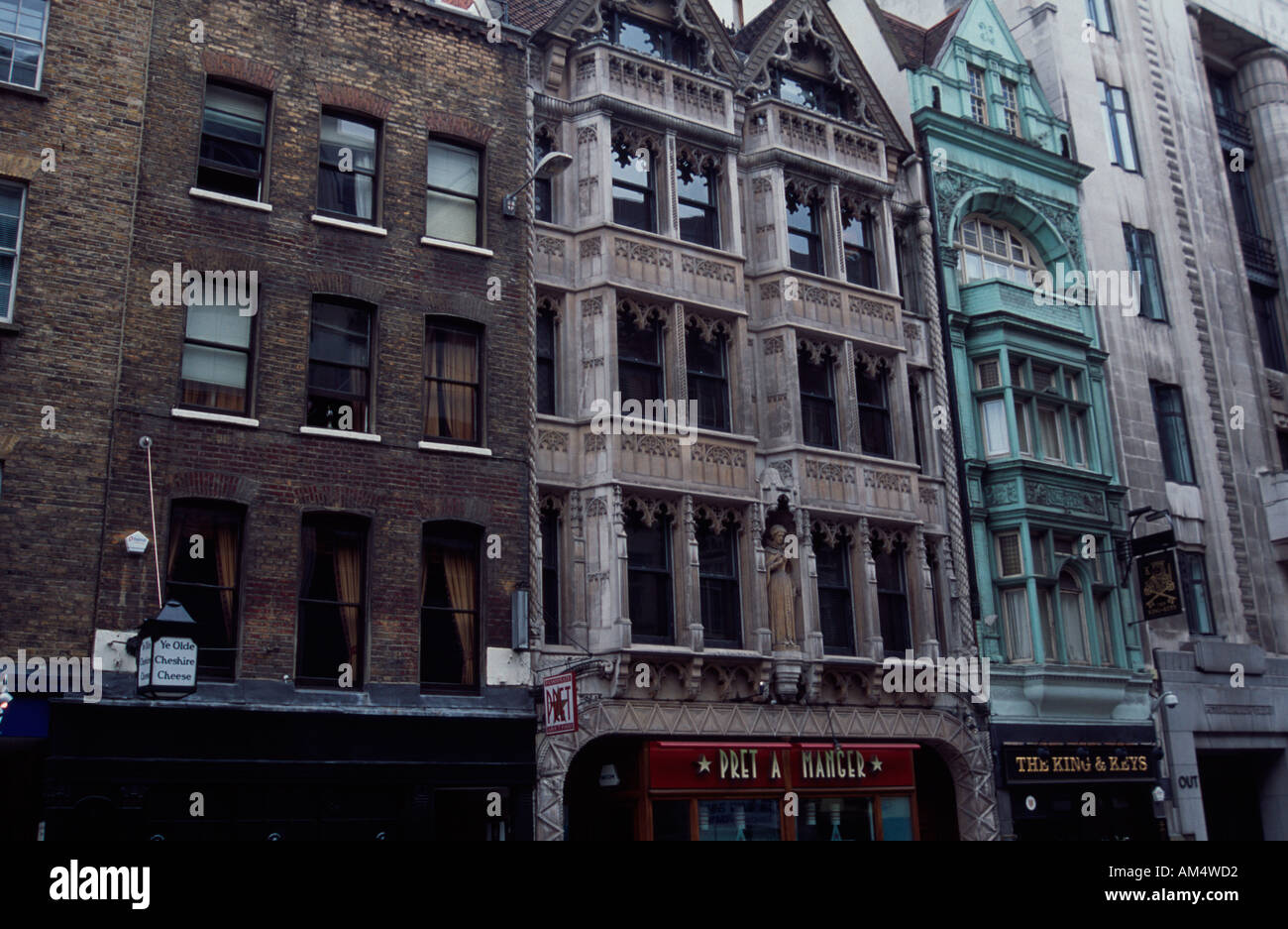 Ye Olde Cheshire Cheese, il re e i tasti, Fleet Street, Londra WC1 REGNO UNITO Foto Stock