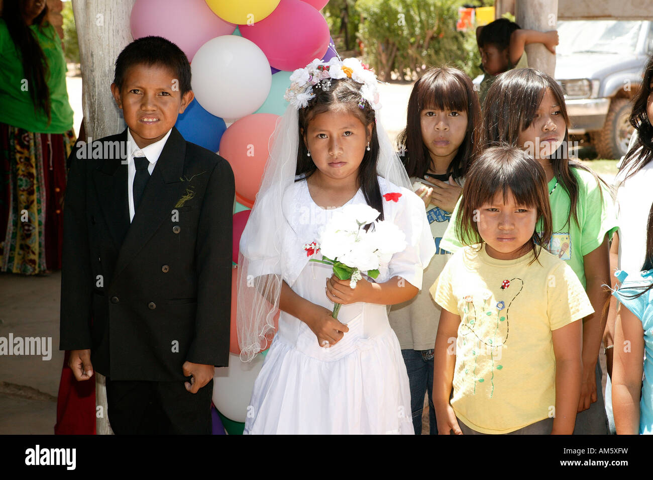 Fiore di persone, matrimonio indiano, Loma Plata, Chaco, Paraguay, Sud America Foto Stock