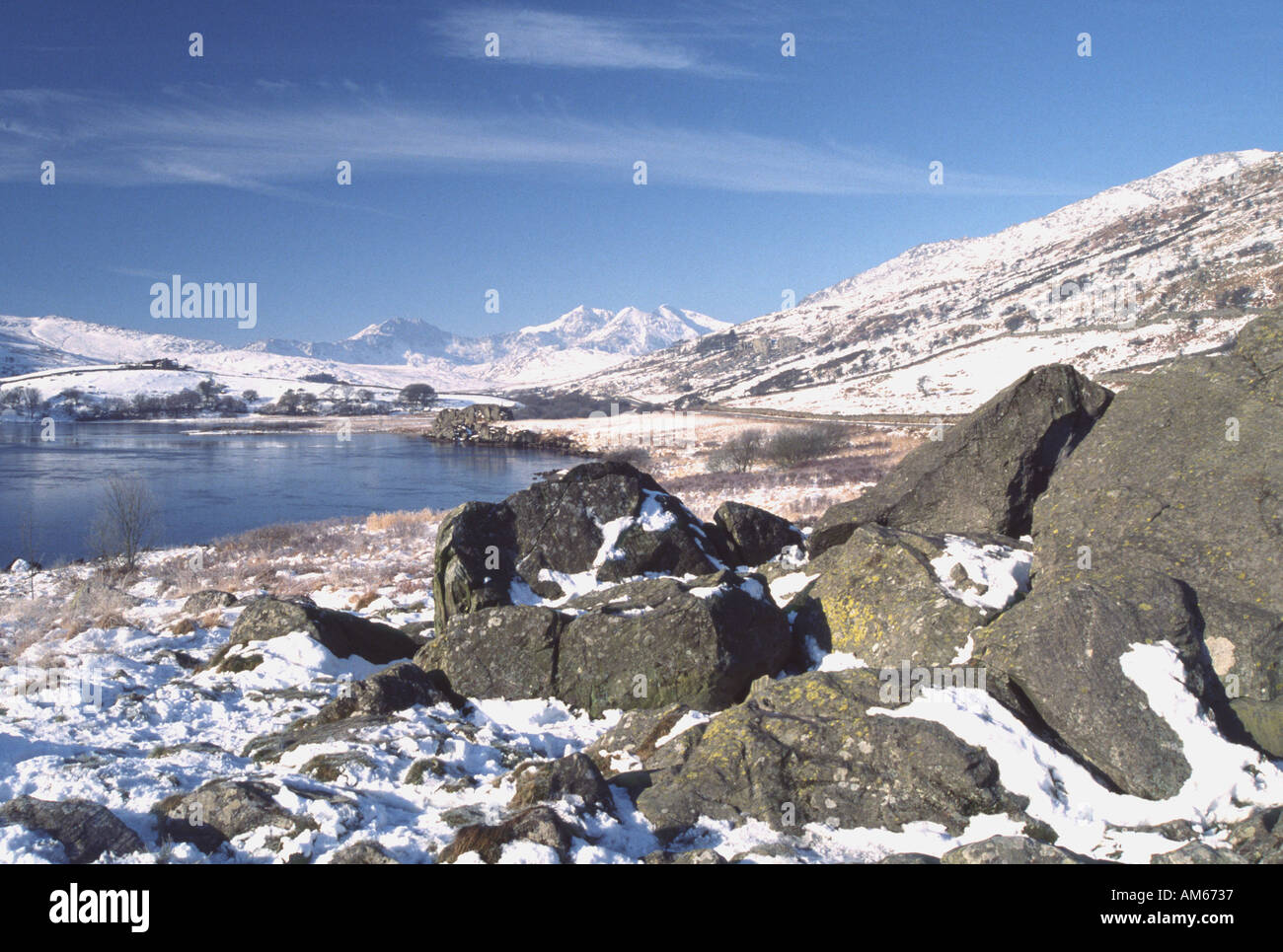 Mount Snowdon da Llyn Mymbyr Galles del Nord Foto Stock