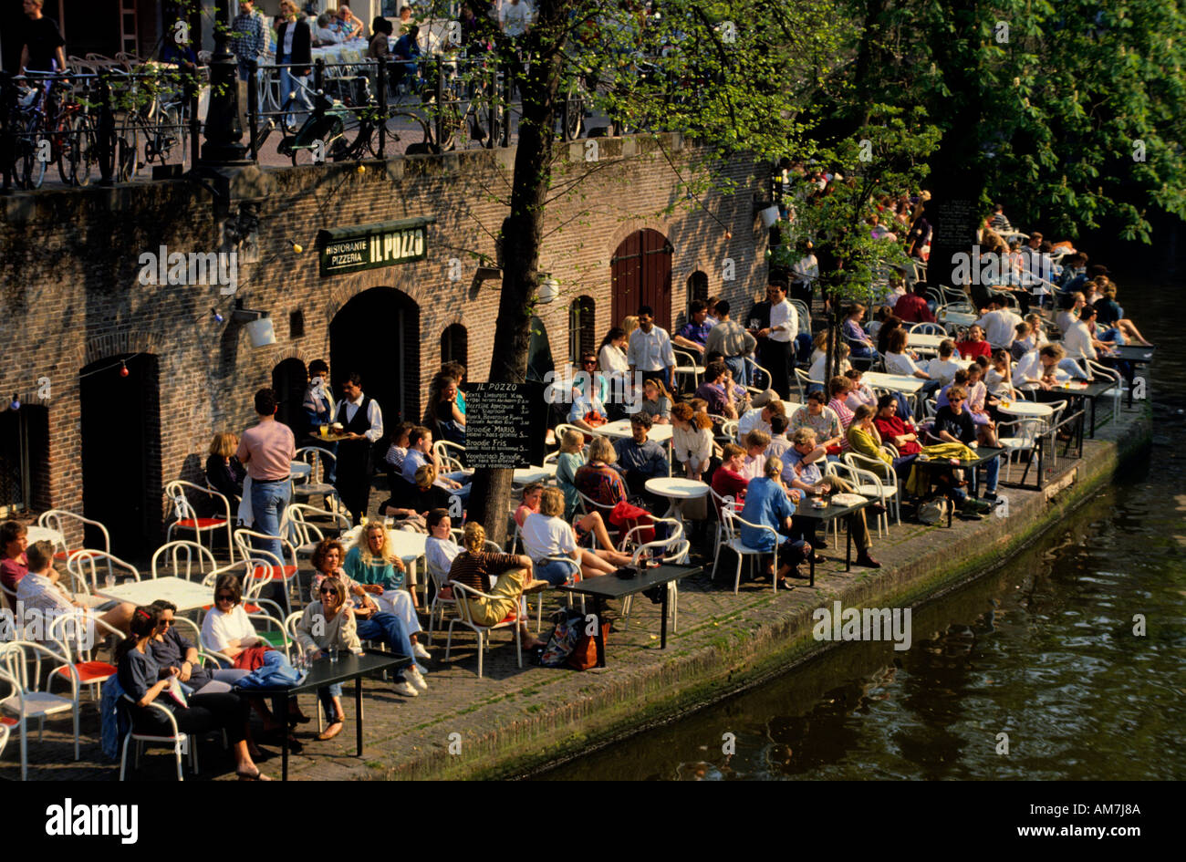 Utrecht Paesi Bassi marciapiede bar ristorante pub Oudegracht Foto Stock