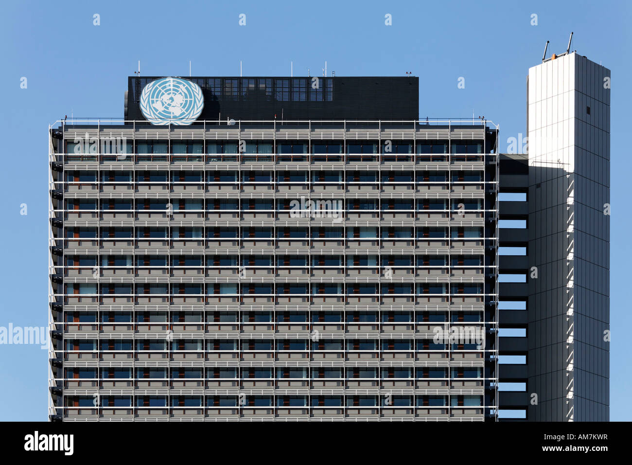 Ex edificio dei membri del parlamento tedesco, ONU-logo in cima, Bonn, NRW, Germania, Foto Stock