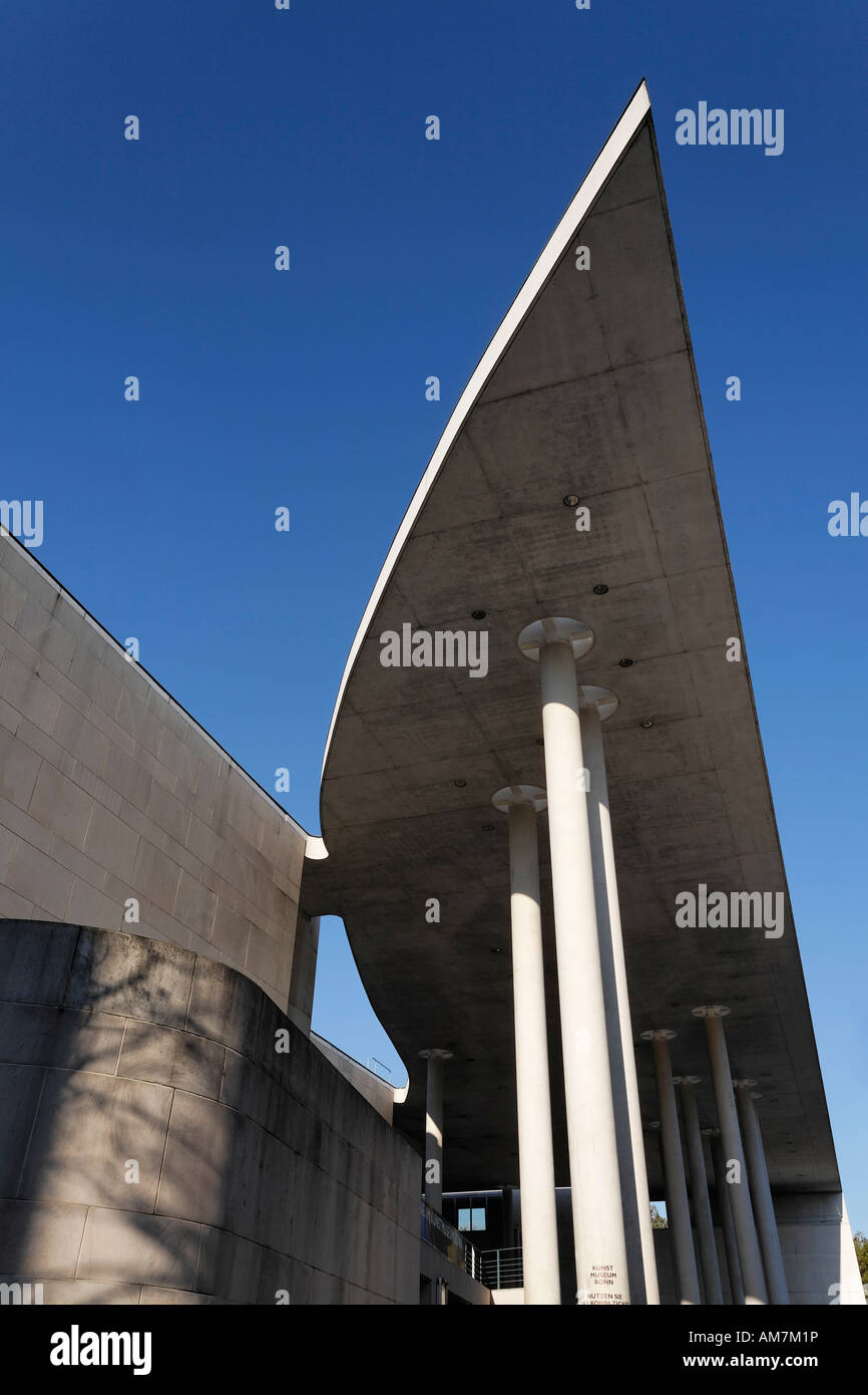 Tetto ad ala del Museo d'Arte Bonn, NRW, Germania, Foto Stock