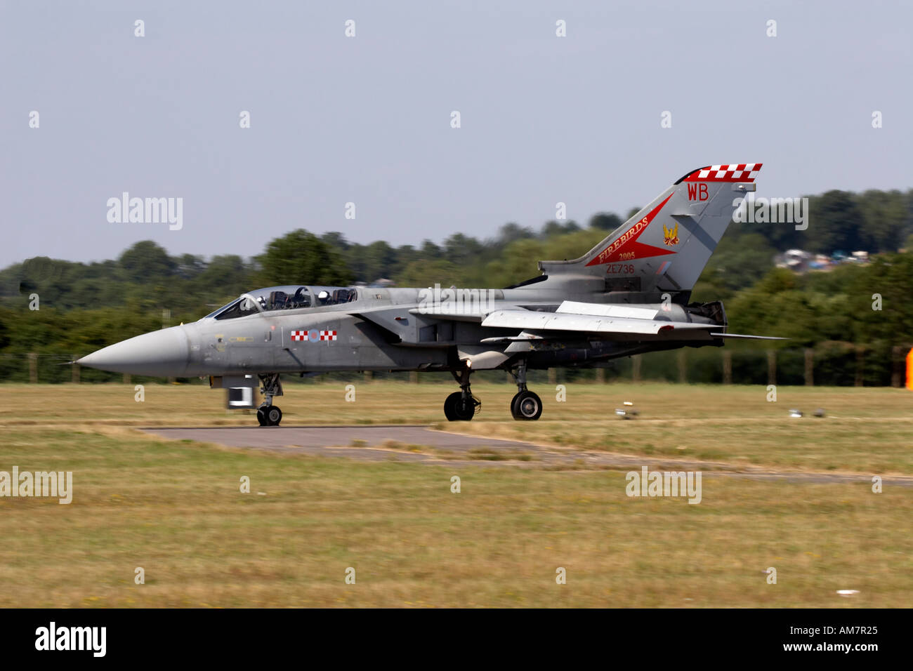 Panavia Tornado F3 Royal Air Force in atterraggio a Royal International Air Tattoo RAF Fairford 2005 Foto Stock